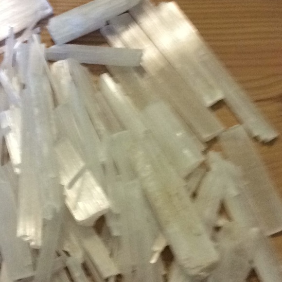 Selenite Healing Crystal Chips And Blades - Picture 4 of 5